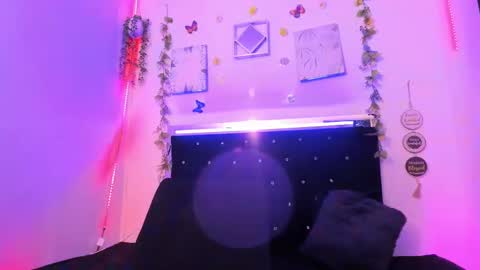 akarirosetti online show from September 2025 12:40:01 PM