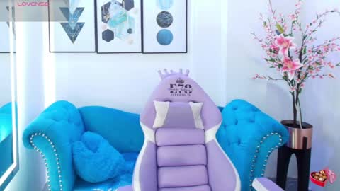 Azaka  online show from April 2026 12:21:01 PM