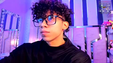 akazaboy online show from March 2026 04:57:02 AM