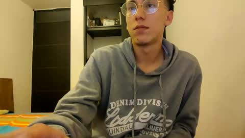 Snapshot of akilesbailo chatting on February 2025 11:37:02 PM My love online show from February 2025 11:37:02 PM