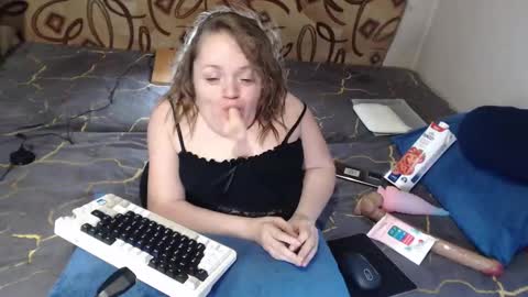 Snapshot of akindmodel chatting on February 2025 06:26:02 PM Natalie online show from February 2025 06:26:02 PM