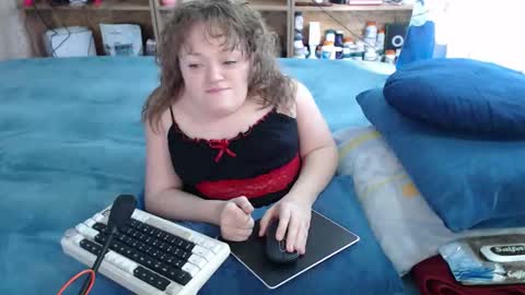 Snapshot of akindmodel chatting on September 2025 03:51:01 AM Natalie online show from September 2025 03:51:01 AM