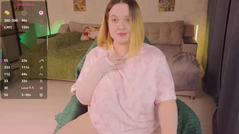 Aki online show from November 2025 11:21:02 AM