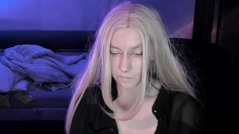 Snapshot of akira_ivyy chatting on February 2026 03:05:02 PM Akira online show from February 2026 03:05:02 PM