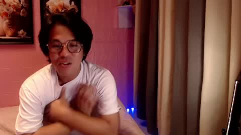 Snapshot of akiramoore chatting on May 2026 06:18:02 AM Akira online show from May 2026 06:18:02 AM