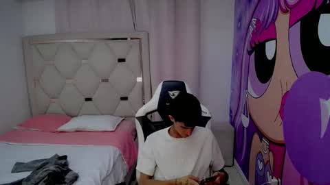 Snapshot of akyra_latin chatting on February 2026 06:58:01 PM Akyra latin online show from February 2026 06:58:01 PM