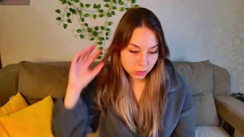 Al1ice online show from November 2025 01:19:02 AM