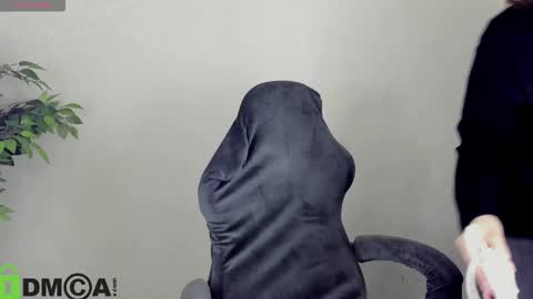 Snapshot of al1ice_moures chatting on February 2026 09:27:01 AM Al1ice online show from February 2026 09:27:01 AM