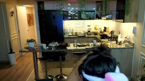 Al Fox  Miko Fortuni  online show from April 2026 09:18:01 AM