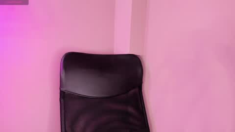 Alahia  online show from February 2025 06:04:01 PM