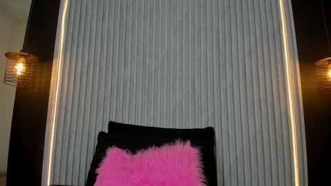 Alahia  online show from January 2026 01:49:02 PM