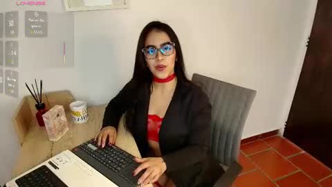 Snapshot of alahiacolucci chatting on June 2026 01:09:02 PM alahiacolucci online show from June 2026 01:09:02 PM