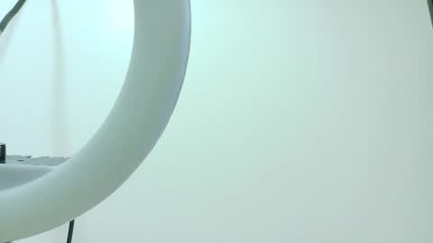  Alaia  online show from October 2025 11:22:01 AM