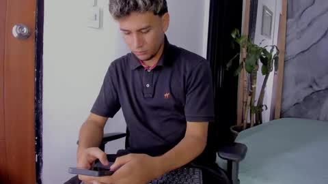 alan__smith online show from November 2025 07:41:02 PM