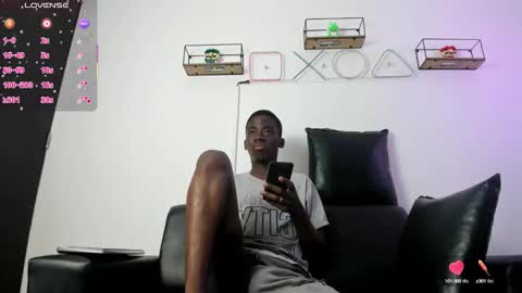 Snapshot of alan_blacke chatting on September 2025 08:41:01 PM alan_blacke online show from September 2025 08:41:01 PM