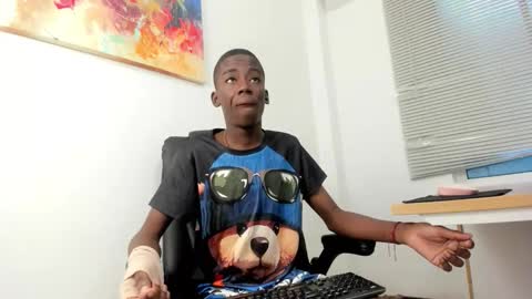 Snapshot of alan_blacke chatting on November 2025 01:22:01 PM alan_blacke online show from November 2025 01:22:01 PM