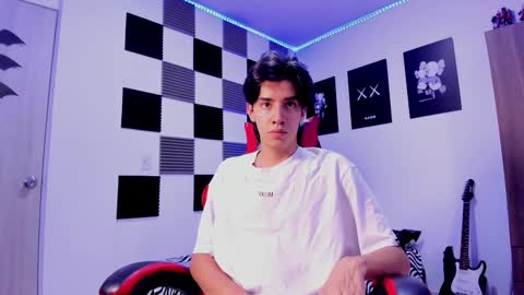 Alan Boy online show from October 2025 11:27:01 AM