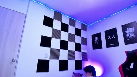 Alan Boy online show from May 2026 01:03:02 AM