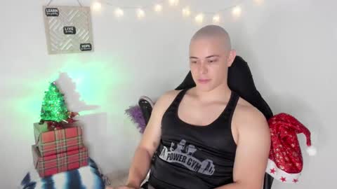 Snapshot of alan_hadid1 chatting on December 2024 03:49:01 AM Alan Hadid online show from December 2024 03:49:01 AM