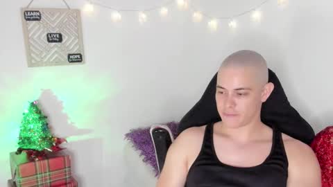 Snapshot of alan_hadid1 chatting on December 2024 06:53:01 AM Alan Hadid online show from December 2024 06:53:01 AM