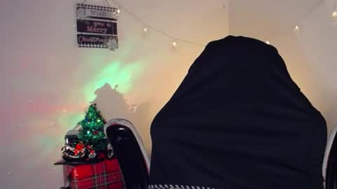 Snapshot of alan_hadid1 chatting on December 2024 01:04:02 AM Alan Hadid online show from December 2024 01:04:02 AM