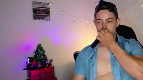 Snapshot of alan_hadid1 chatting on December 2024 04:06:01 AM Alan Hadid online show from December 2024 04:06:01 AM