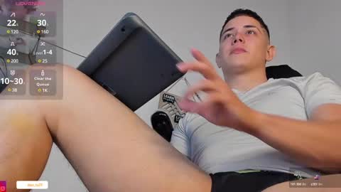 Snapshot of alan_hadid1 chatting on March 2025 01:35:02 AM Alan Hadid online show from March 2025 01:35:02 AM