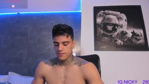 alan_morrys online show from January 2025 01:35:01 AM