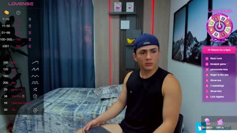 Snapshot of alan_nd_kevin chatting on January 2025 10:28:02 PM Alan Kevin can we reach 100 thumbs up please guys online show from January 2025 10:28:02 PM