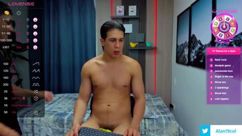 Snapshot of alan_nd_kevin chatting on January 2025 01:31:01 AM Alan Kevin can we reach 100 thumbs up please guys online show from January 2025 01:31:01 AM