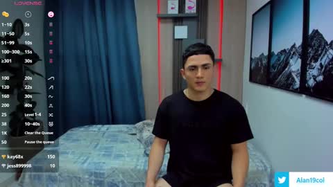 Snapshot of alan_nd_kevin chatting on March 2025 10:10:02 PM Alan Kevin can we reach 100 thumbs up please guys online show from March 2025 10:10:02 PM