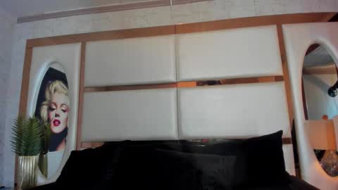 ---Alan--- online show from October 2025 04:35:01 AM