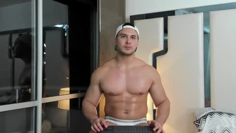 Snapshot of alan_vidal chatting on February 2025 04:27:01 AM Alan Vidal online show from February 2025 04:27:01 AM