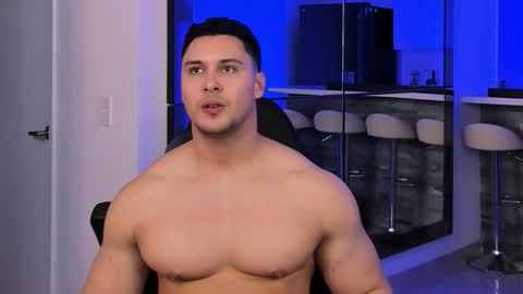 Snapshot of alan_vidal chatting on September 2025 01:51:02 AM Alan Vidal online show from September 2025 01:51:02 AM