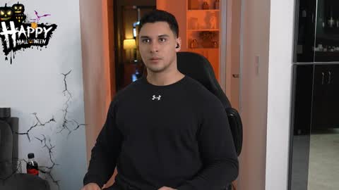 Snapshot of alan_vidal chatting on October 2025 04:24:02 AM Alan Vidal online show from October 2025 04:24:02 AM