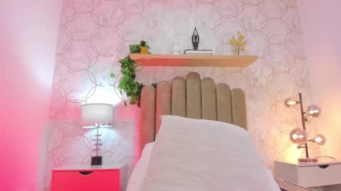 Snapshot of alana_2916 chatting on December 2024 04:04:01 PM alana_2916 online show from December 2024 04:04:01 PM