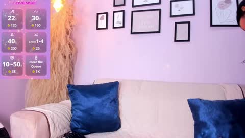 Alana online show from September 2025 12:37:01 PM