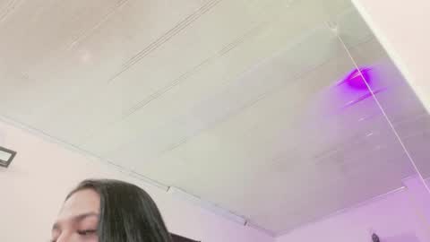 Snapshot of alana_madison chatting on October 2025 11:25:01 AM Maeve online show from October 2025 11:25:01 AM