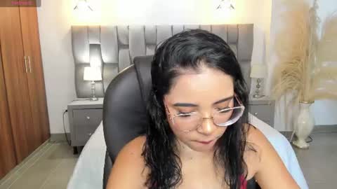 alana  online show from July 2026 01:35:02 PM