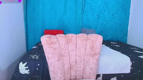 alana_pink95 online show from May 2026 12:21:02 PM