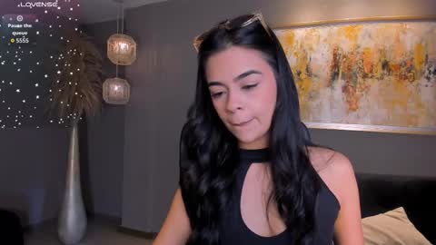 Snapshot of alanacraft chatting on November 2025 12:19:02 PM Alana online show from November 2025 12:19:02 PM