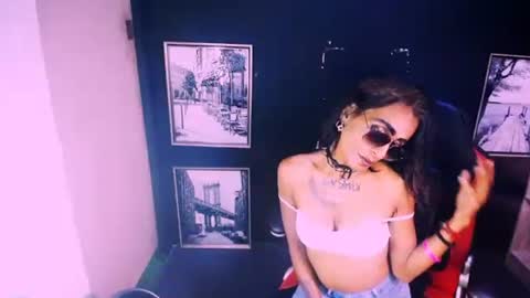 Snapshot of alanadelray chatting on November 2025 08:03:02 AM alanadelray online show from November 2025 08:03:02 AM