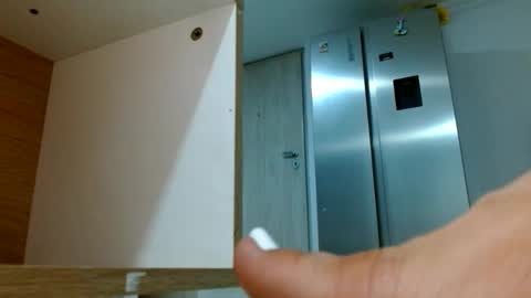 Snapshot of alananahot_77 chatting on May 2026 08:51:02 AM alananahot_77 online show from May 2026 08:51:02 AM
