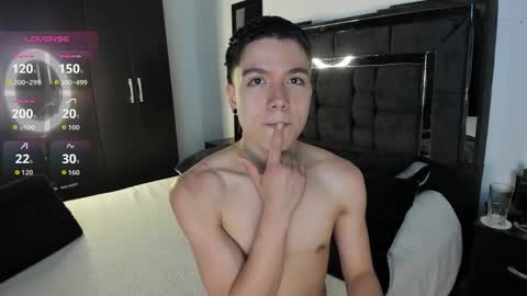 Snapshot of alanblack1 chatting on November 2025 10:25:01 PM alanblack1 online show from November 2025 10:25:01 PM