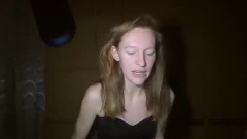 Snapshot of alane26 chatting on March 2025 08:16:02 PM Elisa online show from March 2025 08:16:02 PM