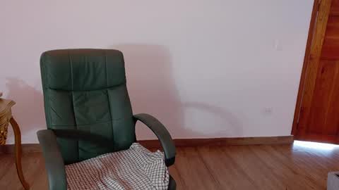 alanis  online show from April 2026 02:01:01 PM