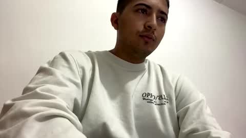 alanj998 online show from November 2025 03:56:01 PM