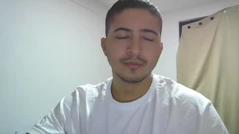 alanj998 online show from August 2026 04:44:02 AM