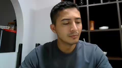 alanj998 online show from August 2026 05:37:02 PM