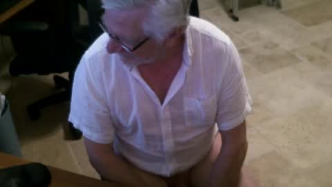 Snapshot of alanlee10allen chatting on June 2026 10:51:01 PM Alanlee10allen online show from June 2026 10:51:01 PM